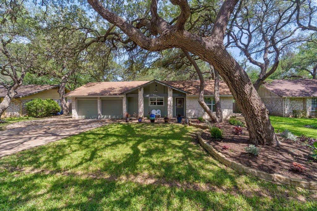 9506 Newberry Dr