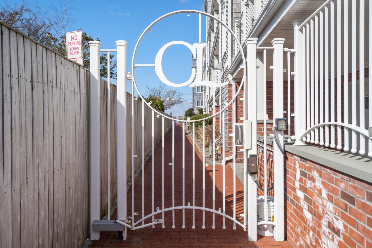 Off-Market 31 Coddington Wharf #21 