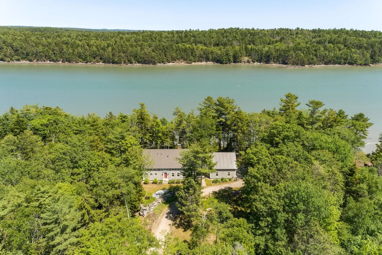 New Waterfront Listing! 8 Hannahs Cove Road, Harpswell, Maine – $1,450,000