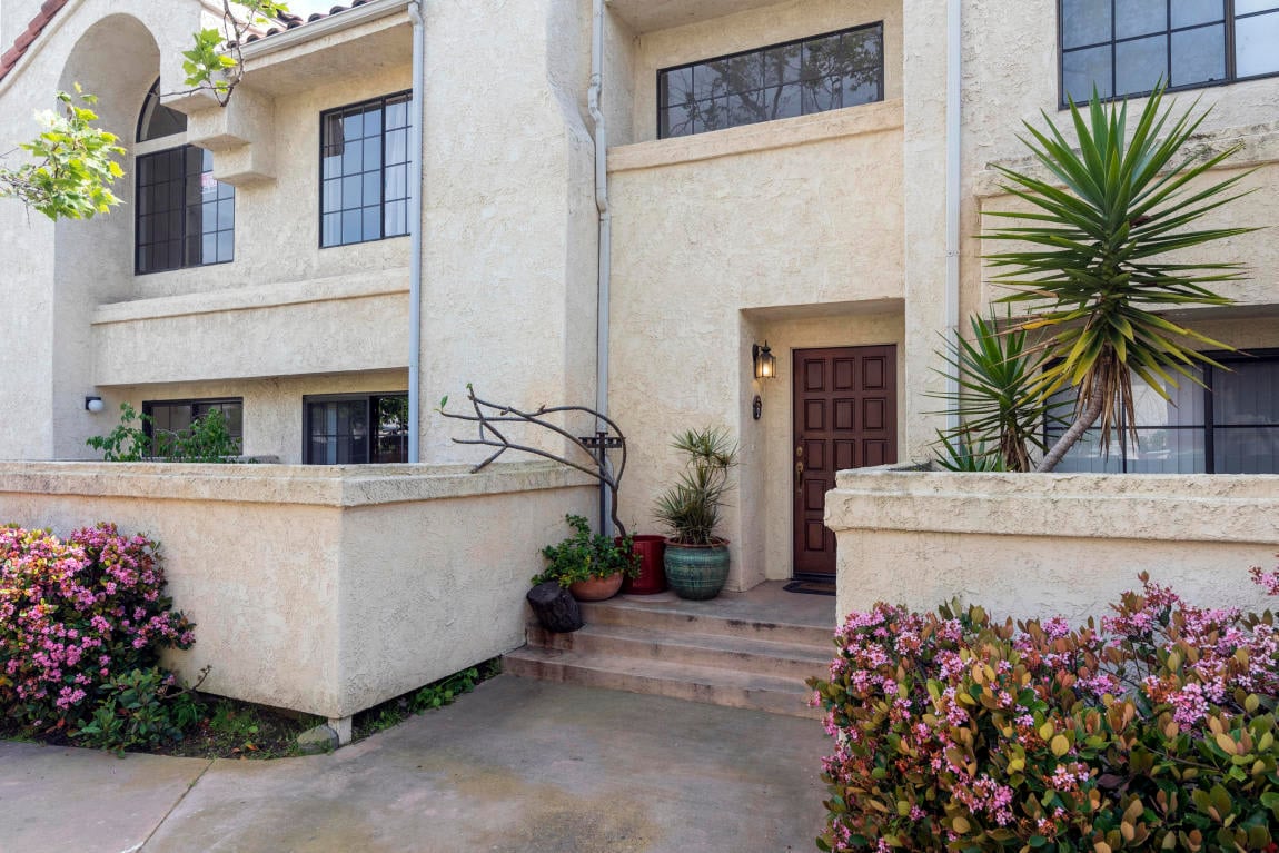 1215 Franciscan Ct #2