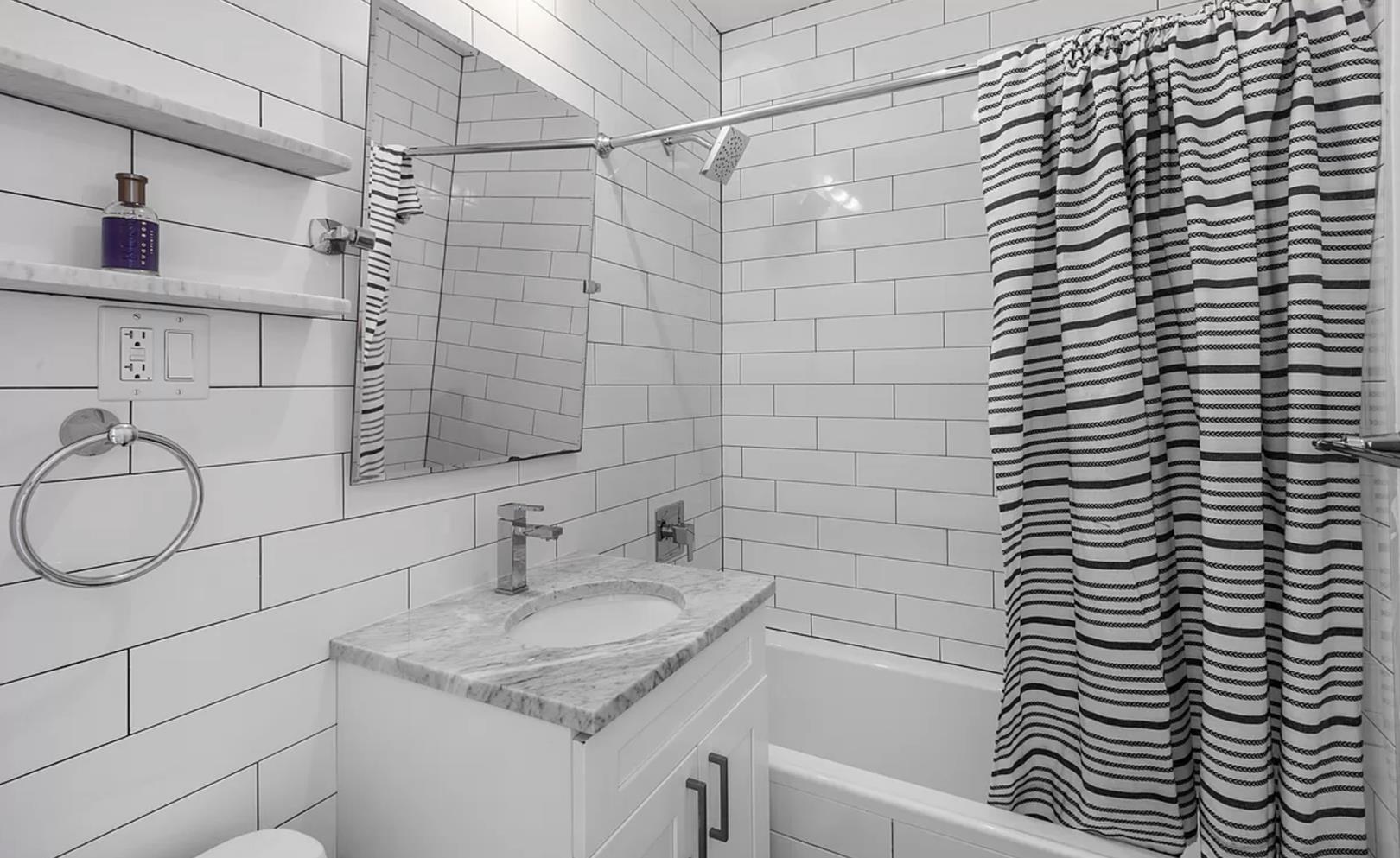 47.5 East 7th Street, Apt D4