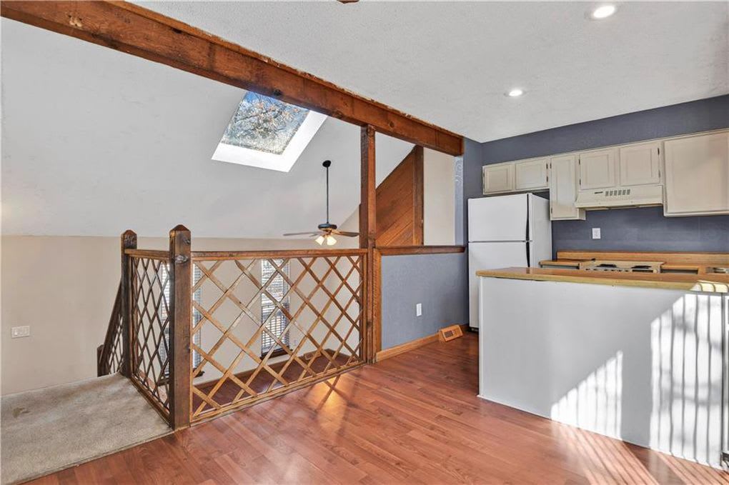 116 N Saxony Drive