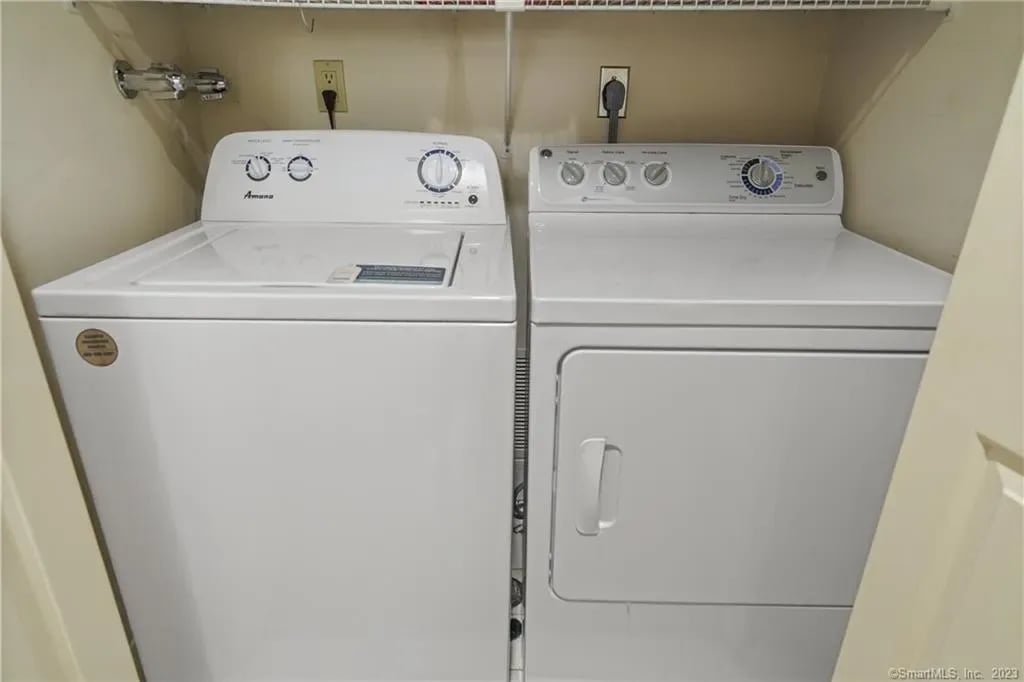 500 River Rd Apt 12