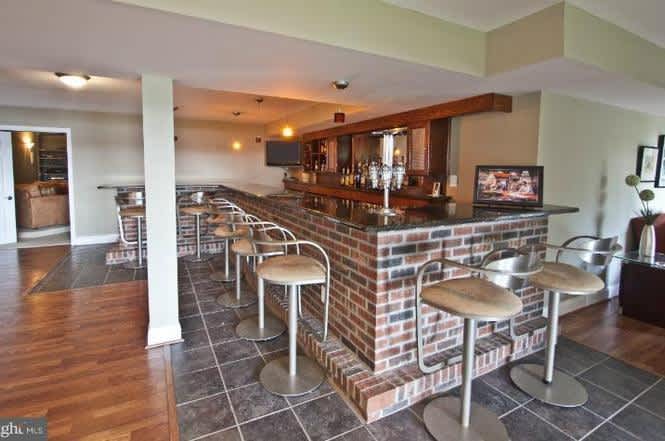 8184 Pinehurst Harbour Wy