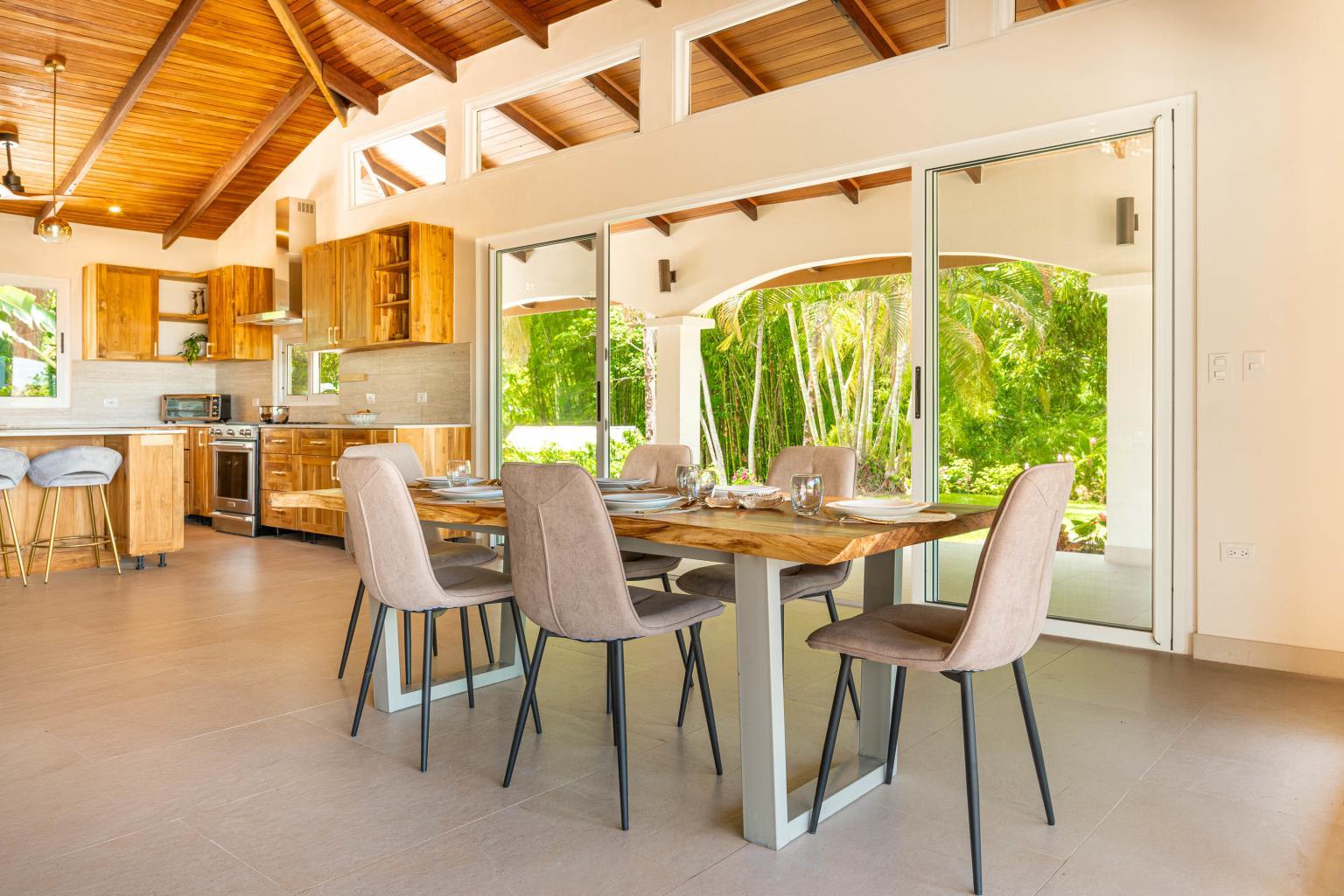 Gorgeous Hacienda-Style Home in Uvita with Ocean Views & in a Fantastic Location!!