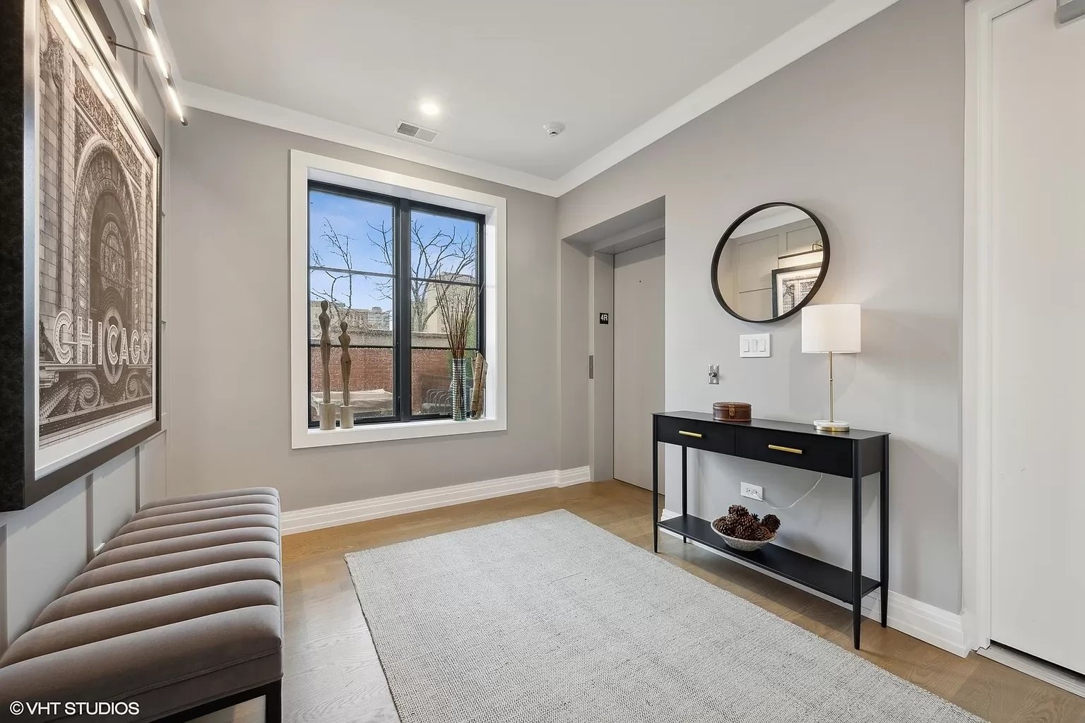 445 W Arlington, Unit 4W