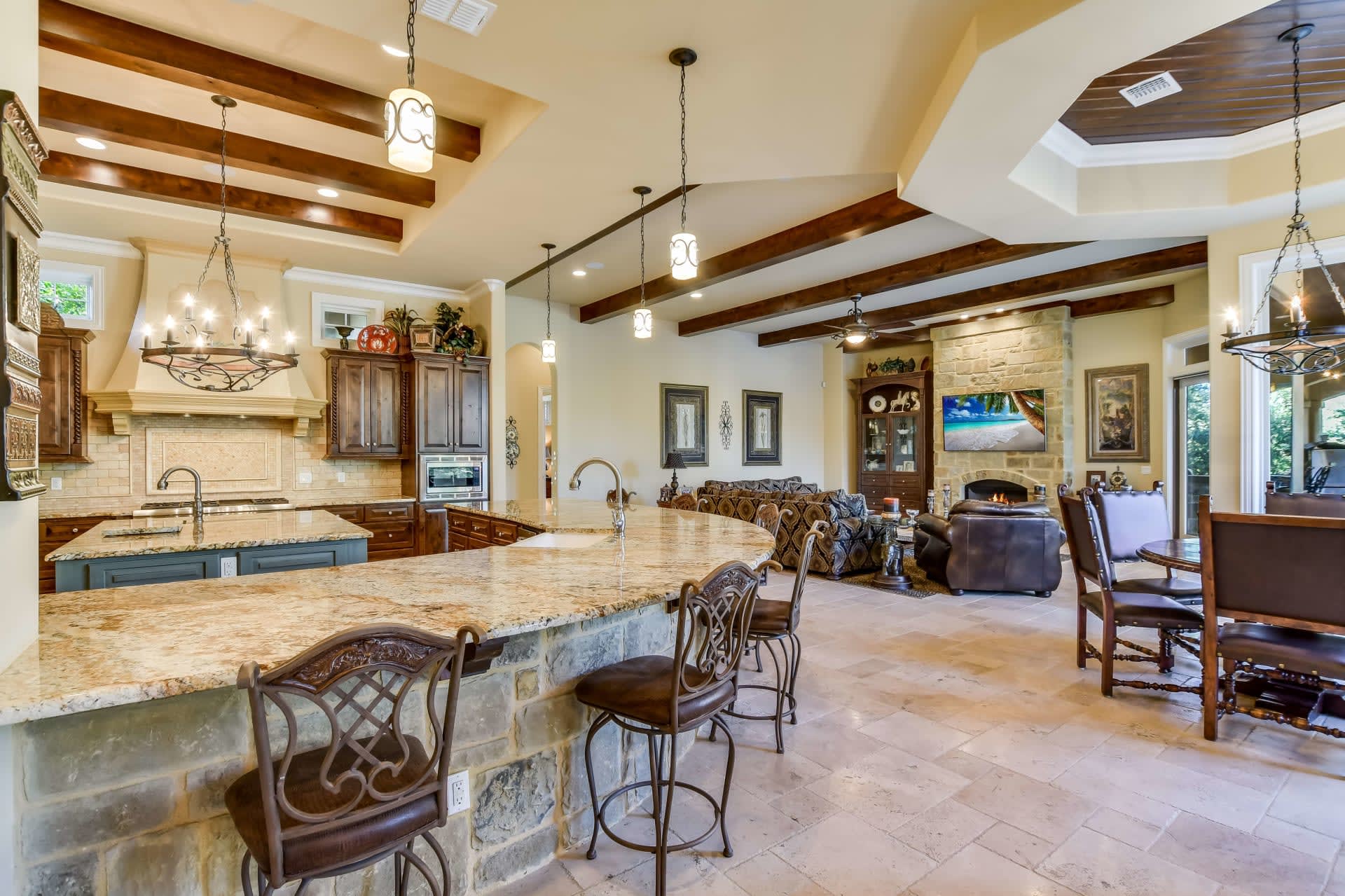 8321 VERDE MESA COVE