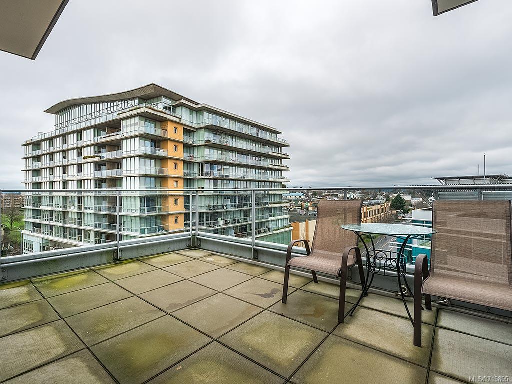 802-399 Tyee Rd, Victoria