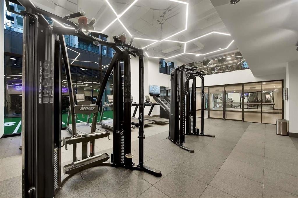 1312-2108 Gilmore Ave