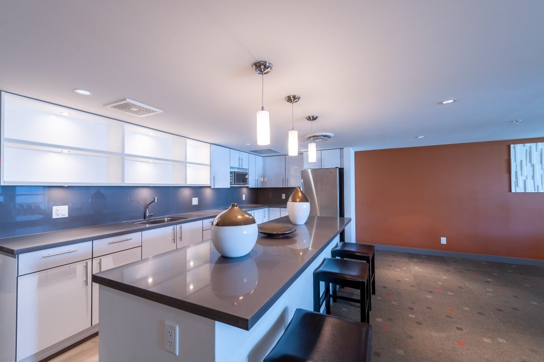 705-8033 Saba Rd