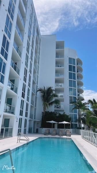 401 N Birch Rd Unit #416
