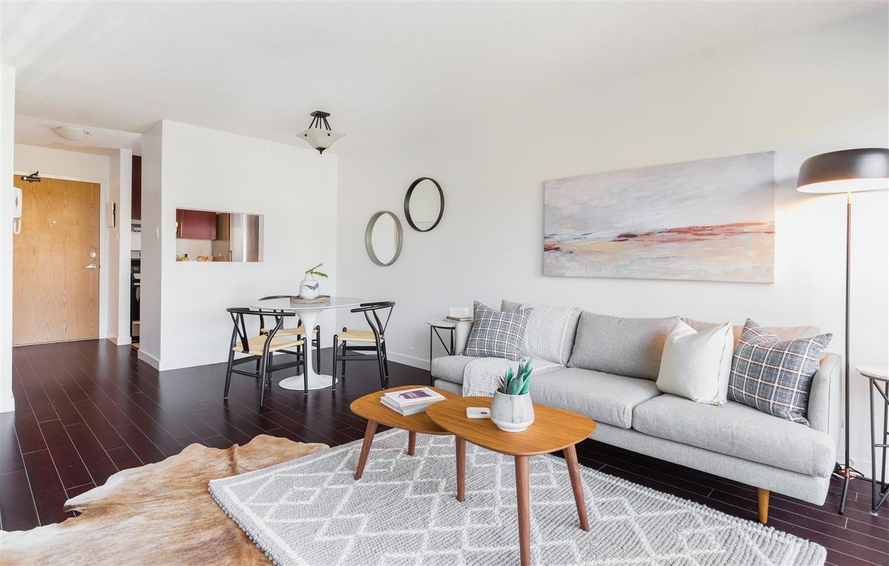 306-288 E 14th Ave