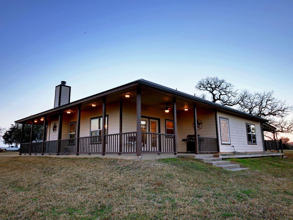 1945 County Rd 204