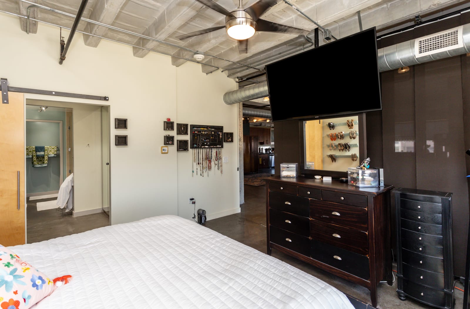 112 11th Street 302