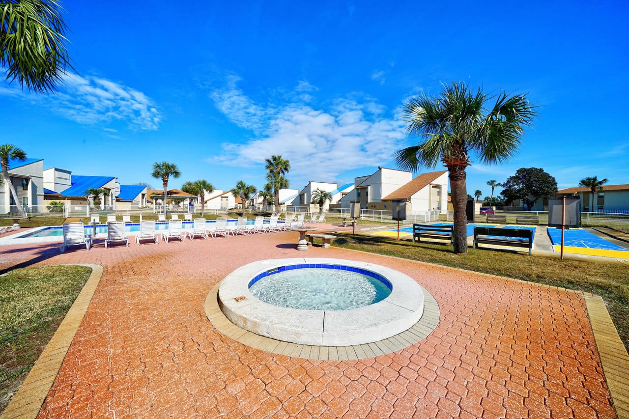17462 FRONT BEACH Unit 52D