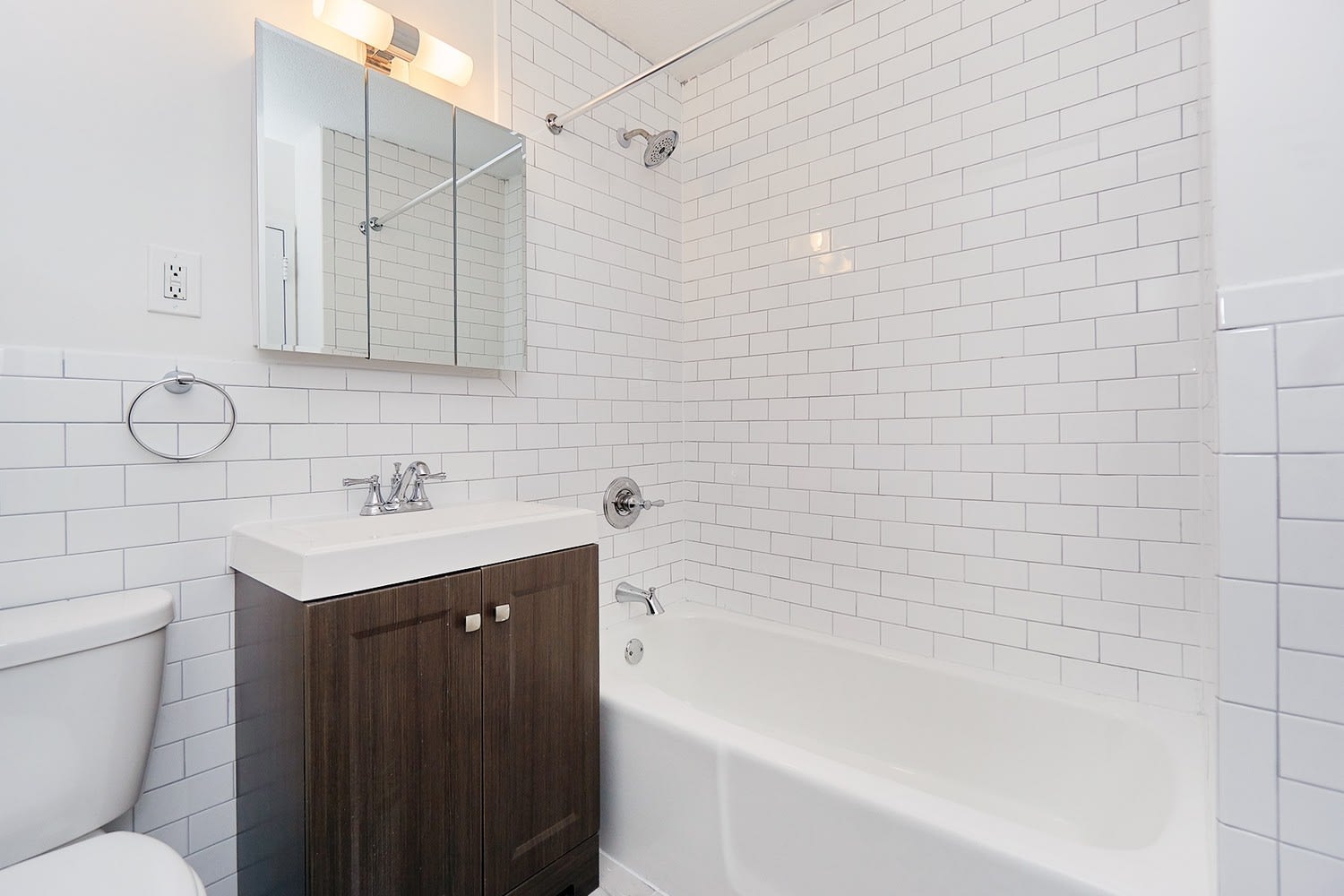 580 Main St, Unit 1318