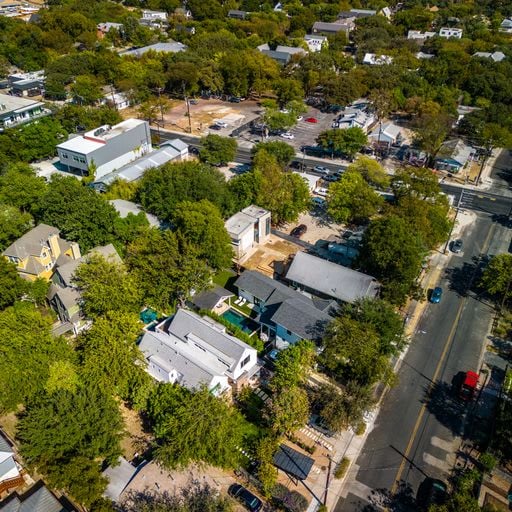 608 W Annie St # B