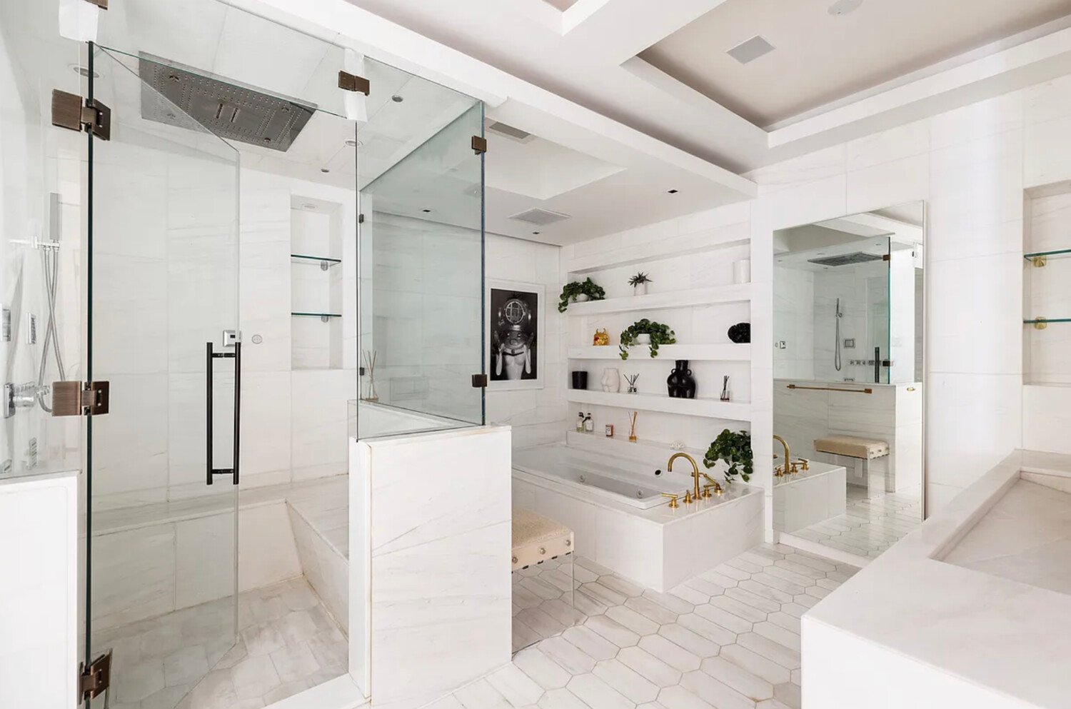 9 East 16th Street, Apt 6A