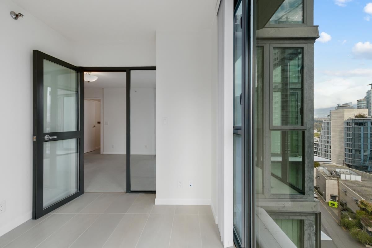 802-1331 W Georgia St