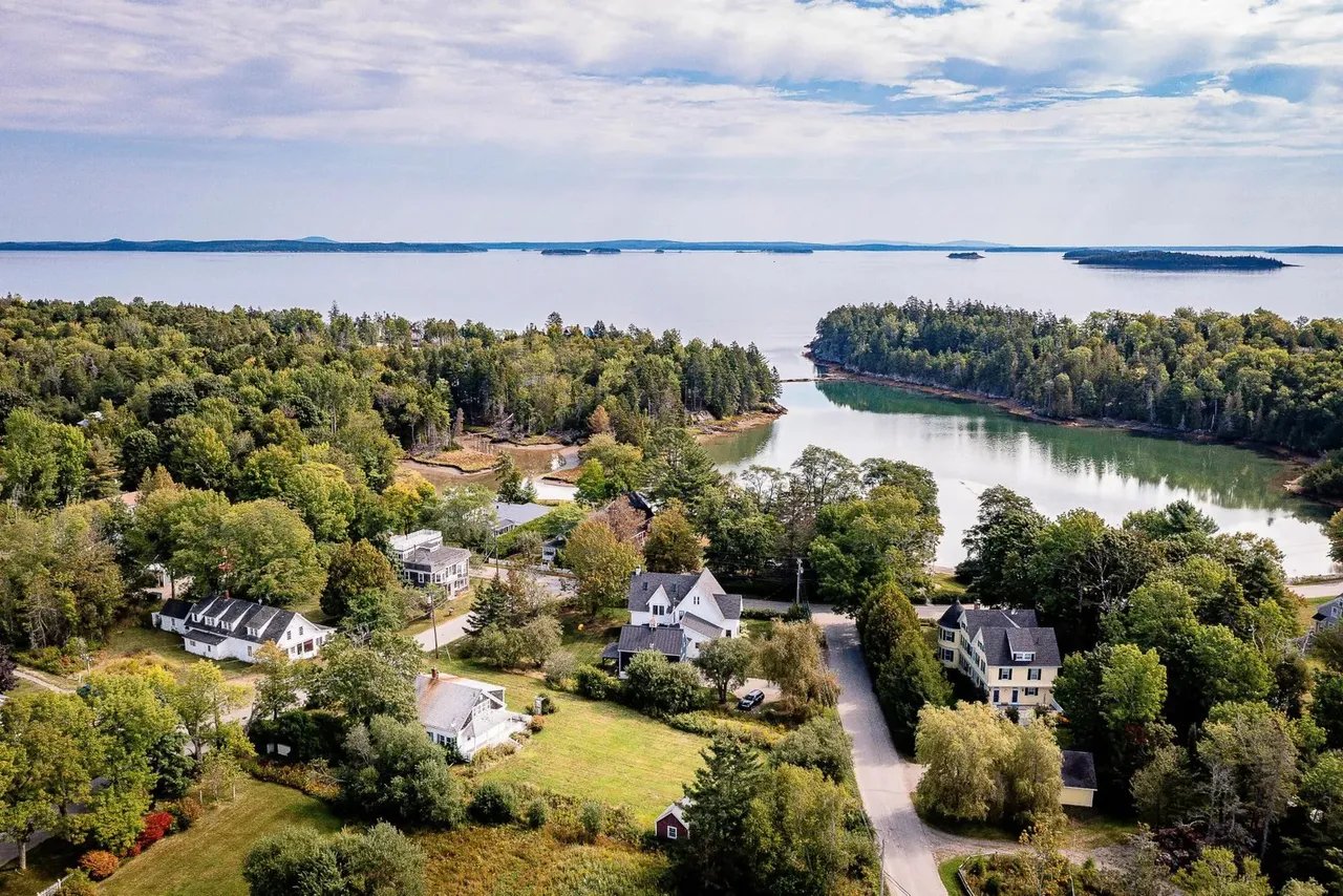 New Listing: 108 Derby Road, Islesboro, ME 04848 – $385,000