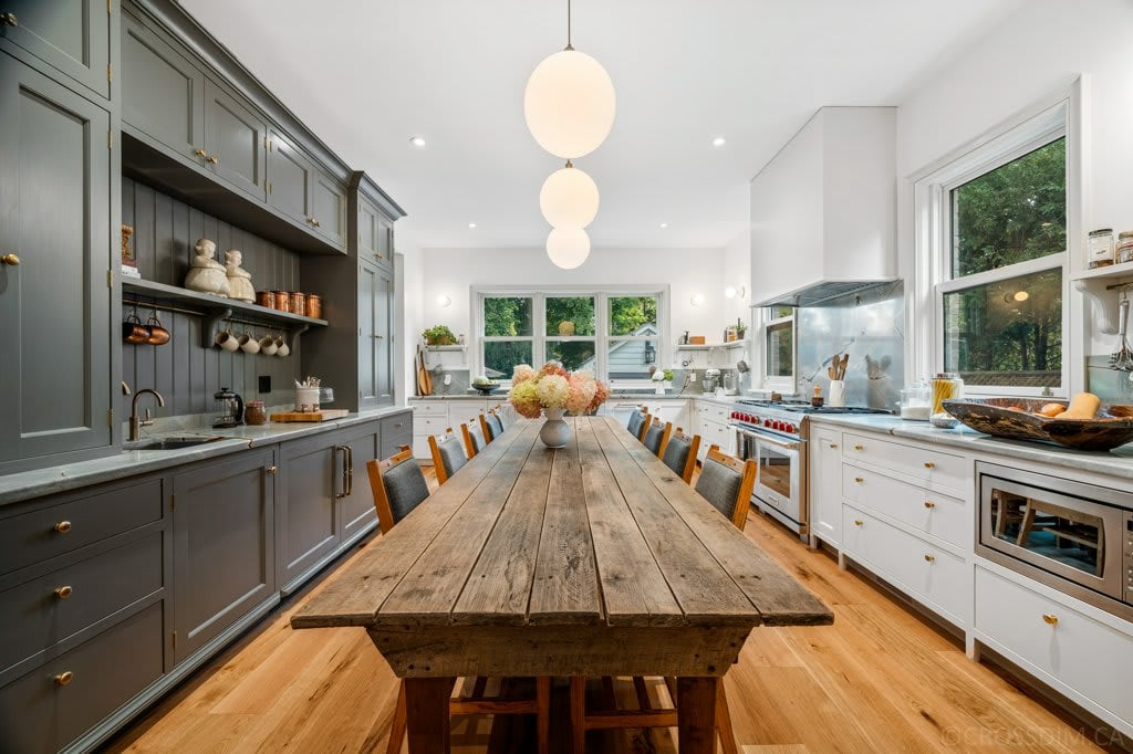 Centrally Nestled In Lytton Park