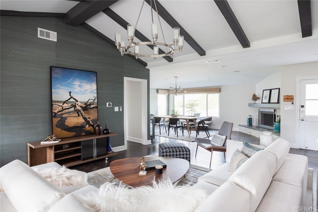1711 Skylark Lane