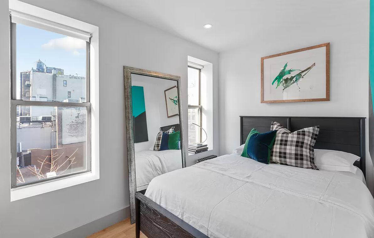 47.5 East 7th Street, Apt BB