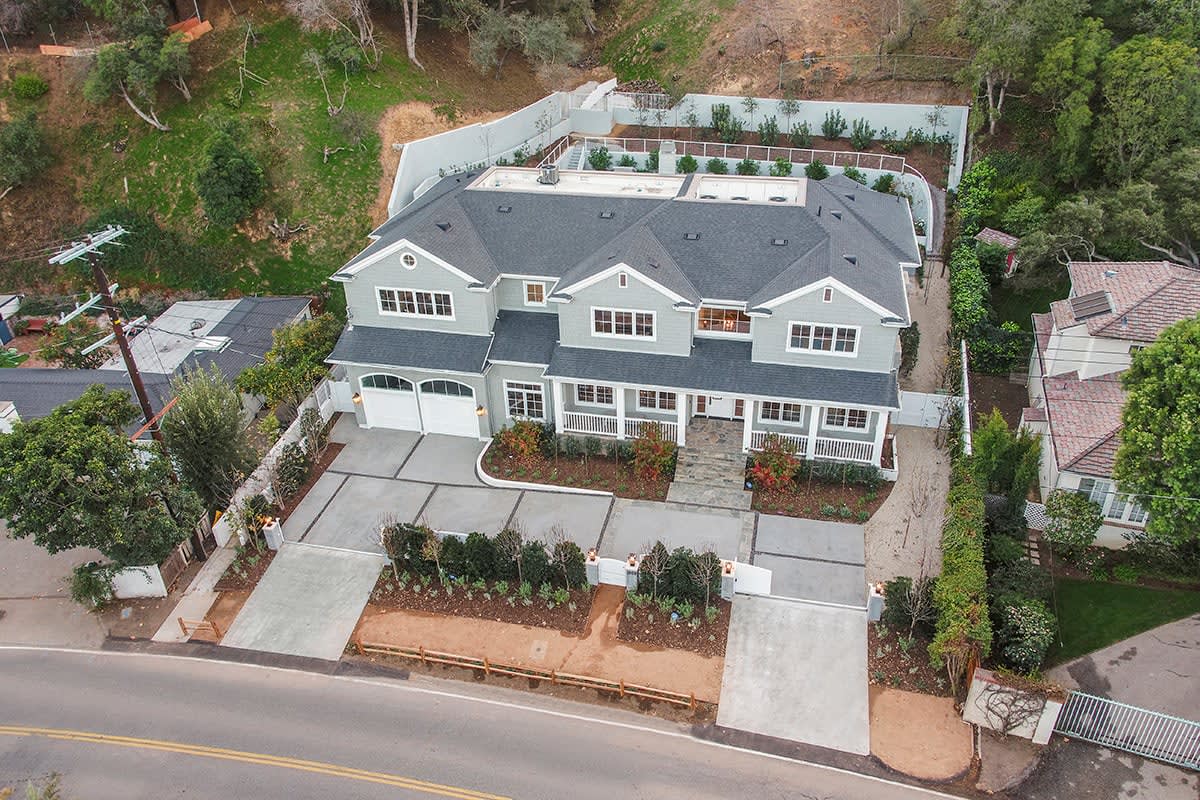 1909 Mandeville Canyon Road