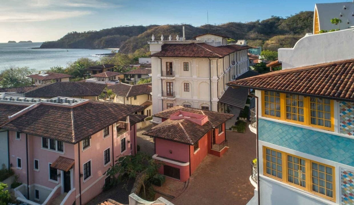 Private Walkable Beach Town Studio, Flamingo, Guanacaste