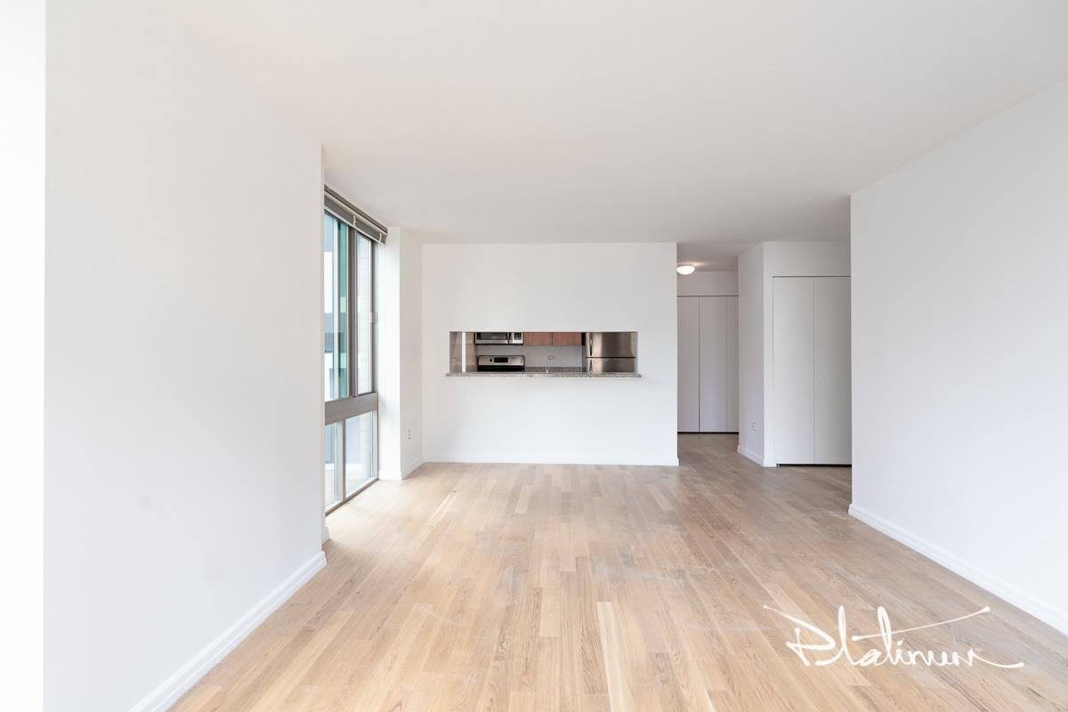2 Gold Street, Apt 3710