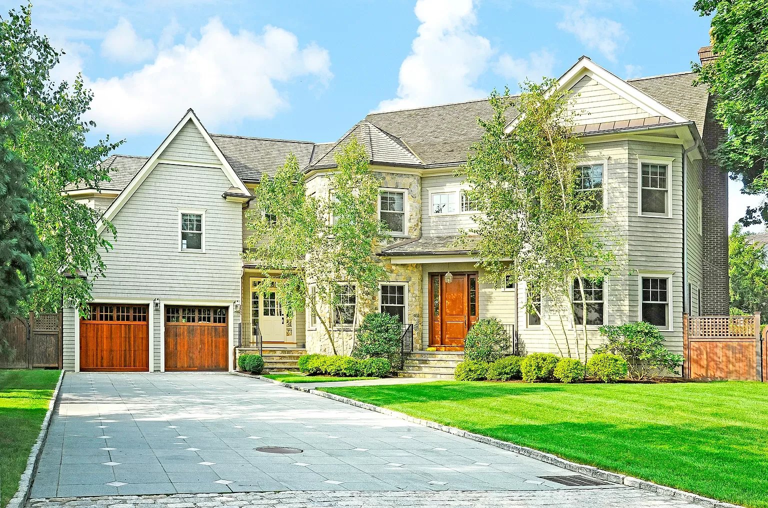 7 Binney Ln