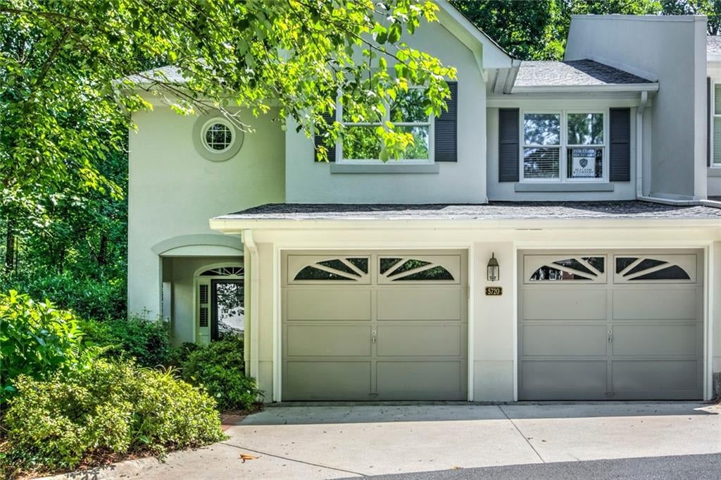 5720 Oak Landing