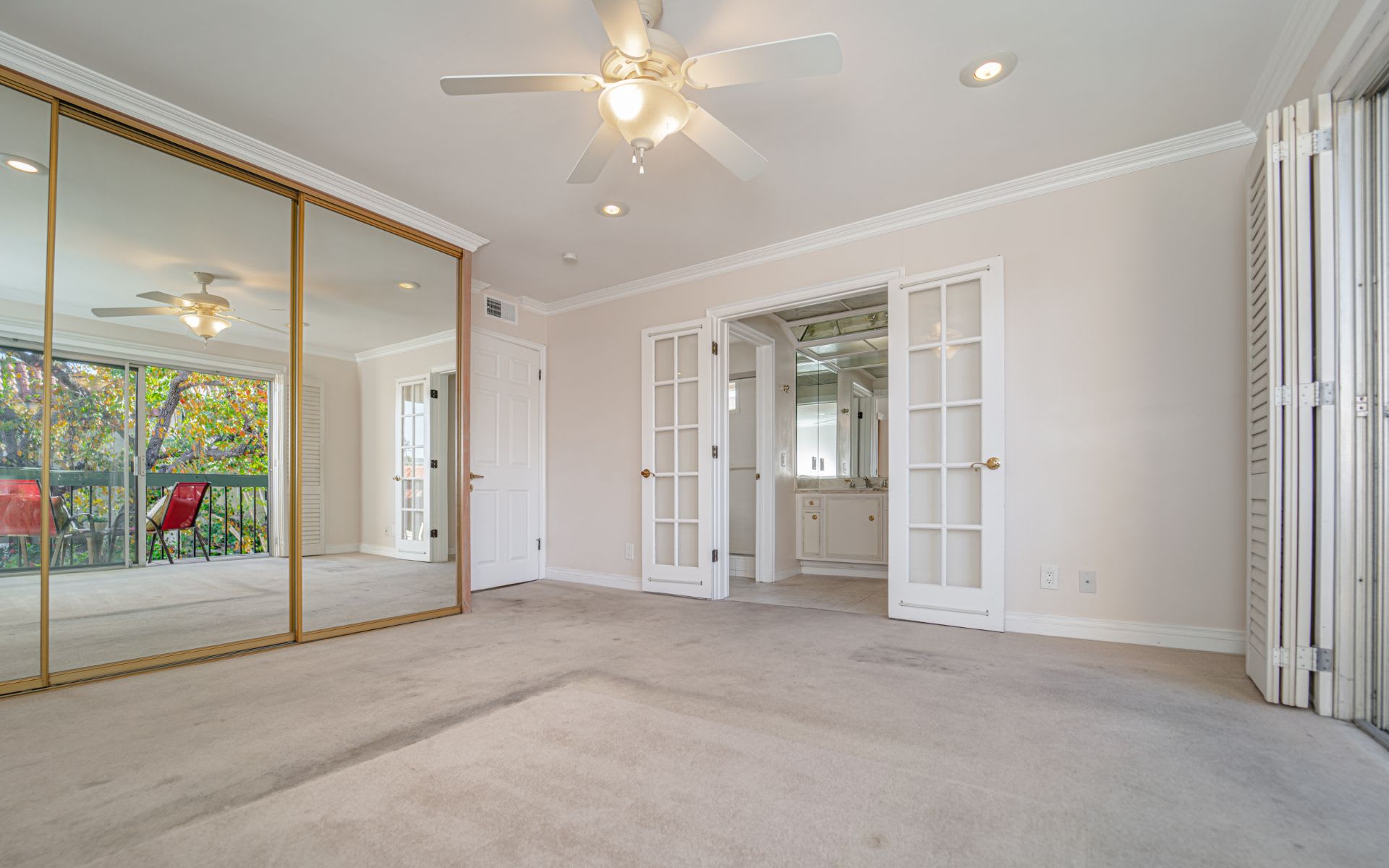 1070 Palo Verde Avenue
