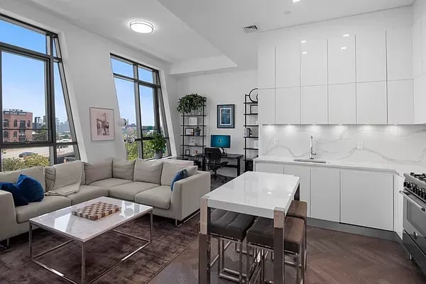 88 Withers St. Unit: 4E