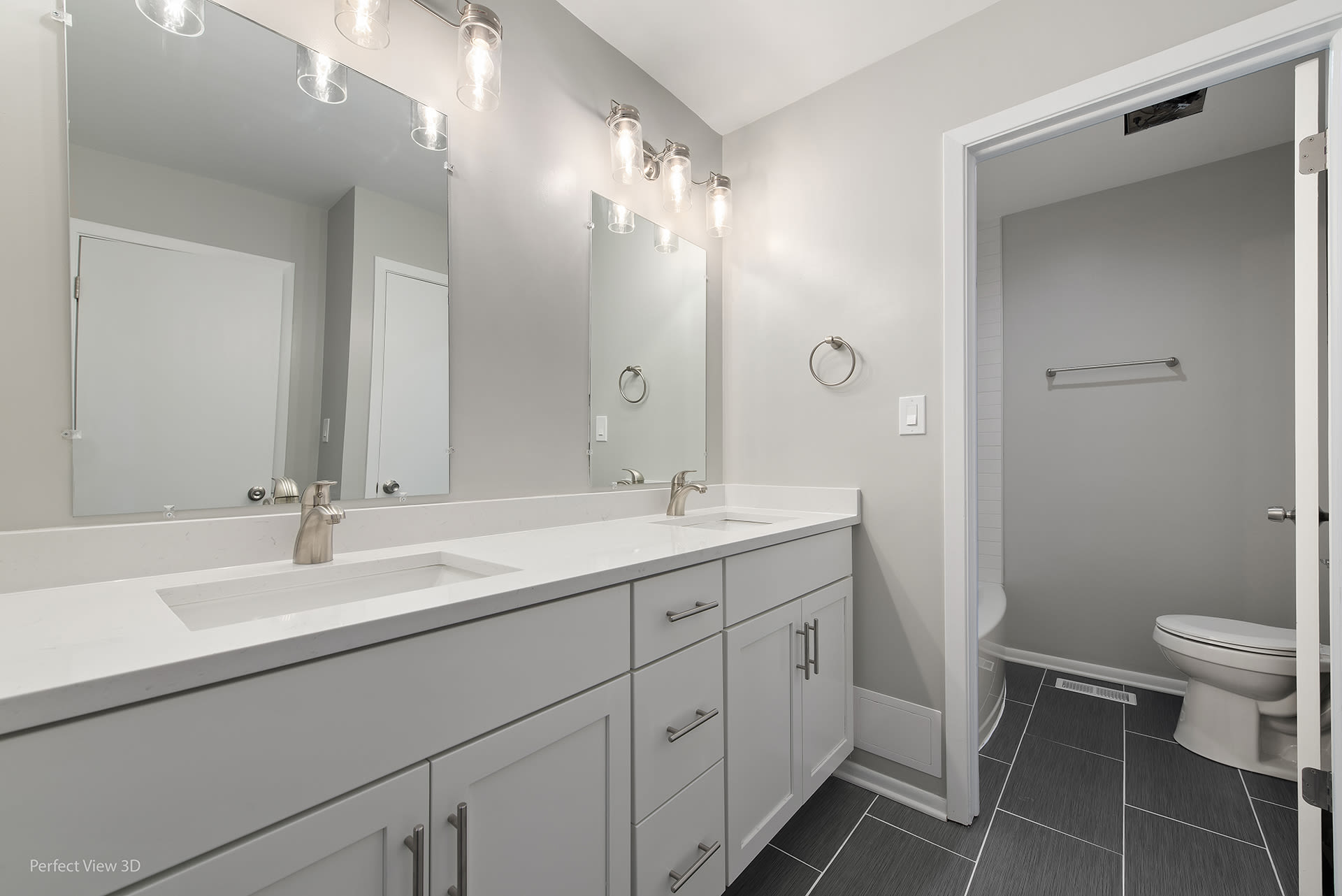 1506 Columbia Ct, Elk Grove Village, IL 60007