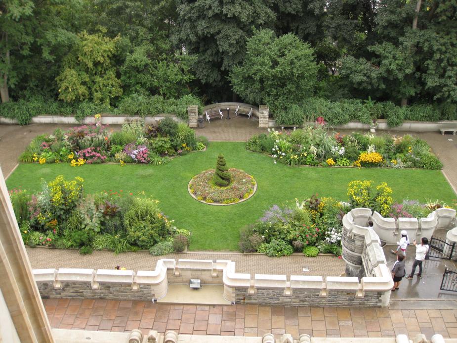 Casa Loma Unveiled: A Journey Through Toronto’s Iconic Castle