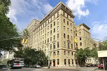 1255 Fifth Avenue Unit: 6F