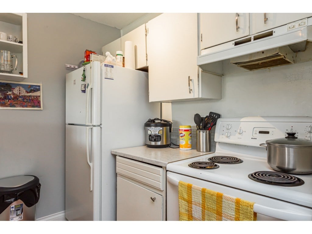 111-9300 Glenacres Dr