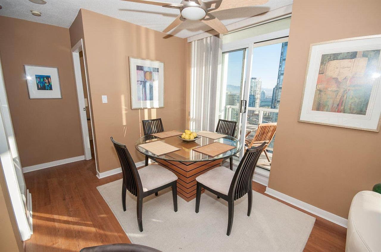 2201-1077 Marinaside Crescent, Vancouver
