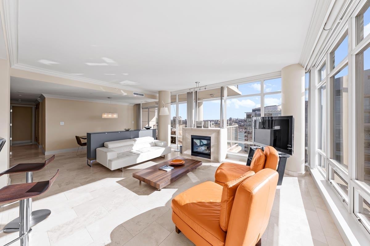 2001-428 Beach Crescent, Vancouver