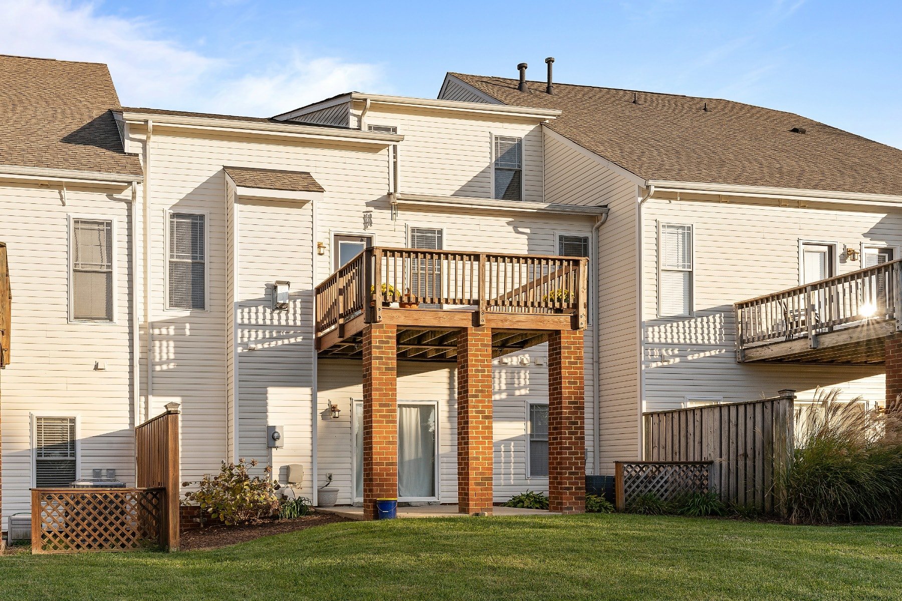 704 Abbey Village Circle