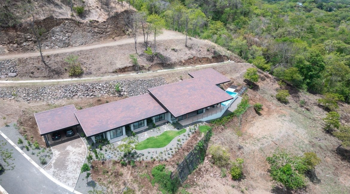 Private Modern Infinity Pool Villa, Tamarindo, Guanacaste