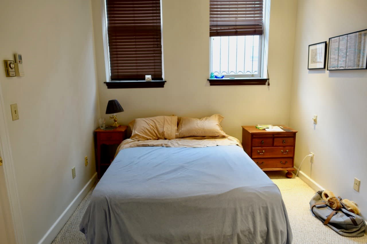 Second Floor Saint Botolph 2 bed 1 bath - Common Roof Deck/Laundry - Back Bay/South End Border! 