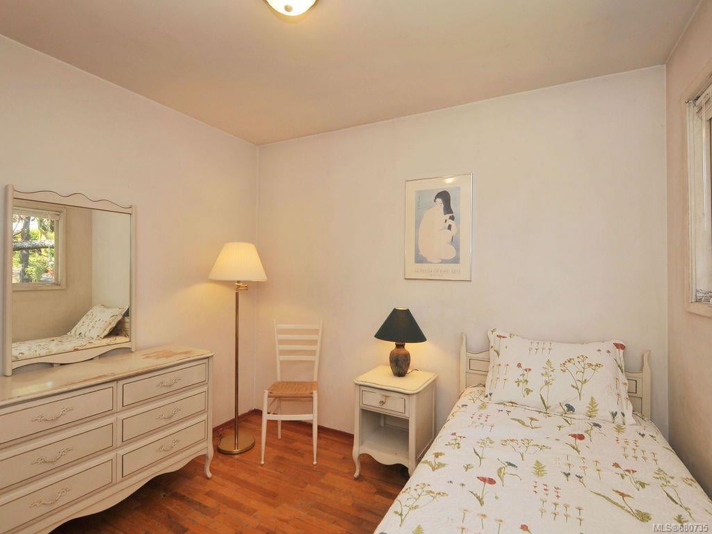 1259 Tattersall Dr, Saanich
