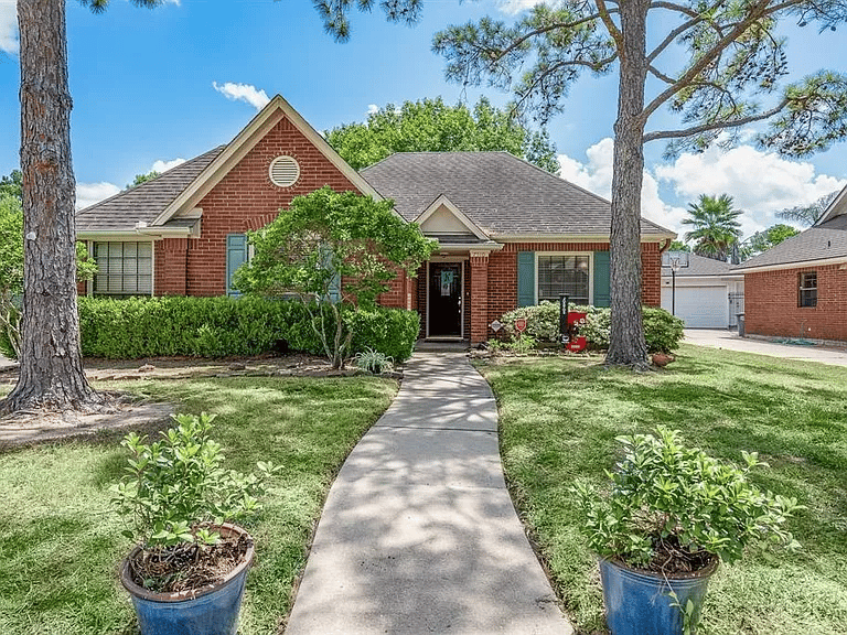 7510 Forest Dawn Way
