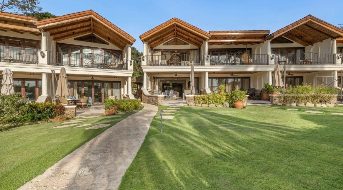 Titled Beachfront Luxury Residence, Flamingo, Guanacaste