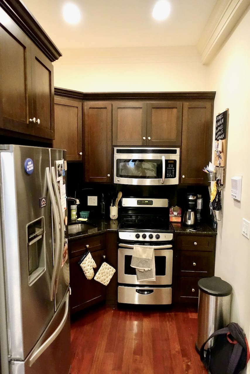 Back Bay / South End Border - Renovated 1 bed 1 bath - Common Laundry - JUNE 1