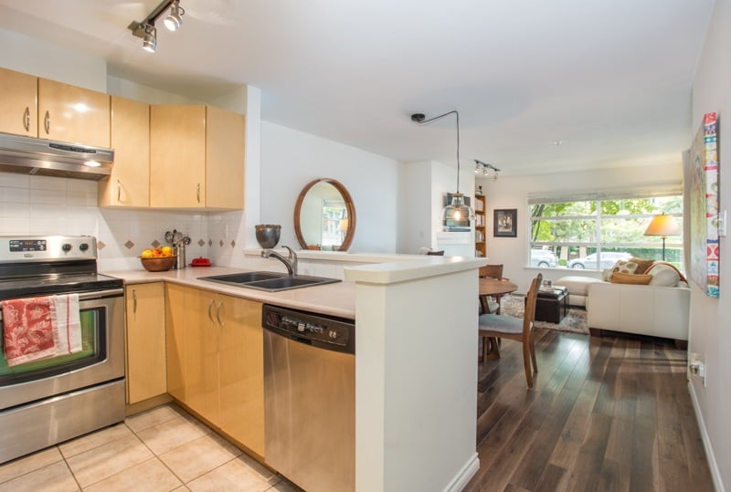 208-3083 W 4th Avenue, Vancouver