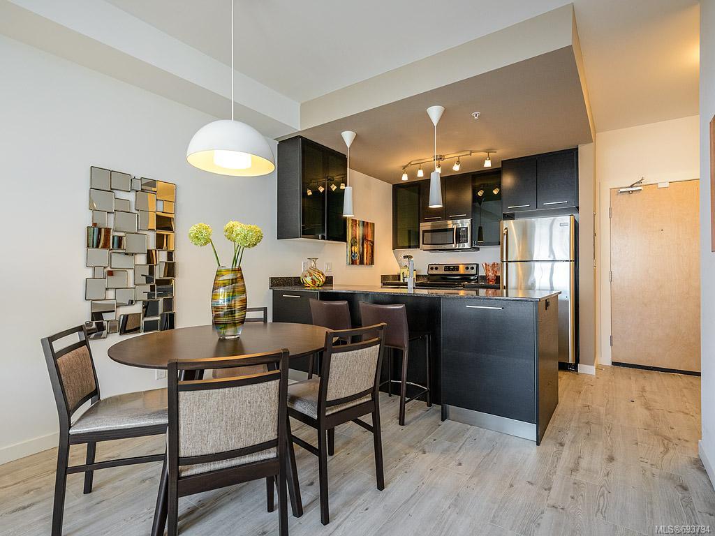 228-2871 Jacklin Rd, Langford