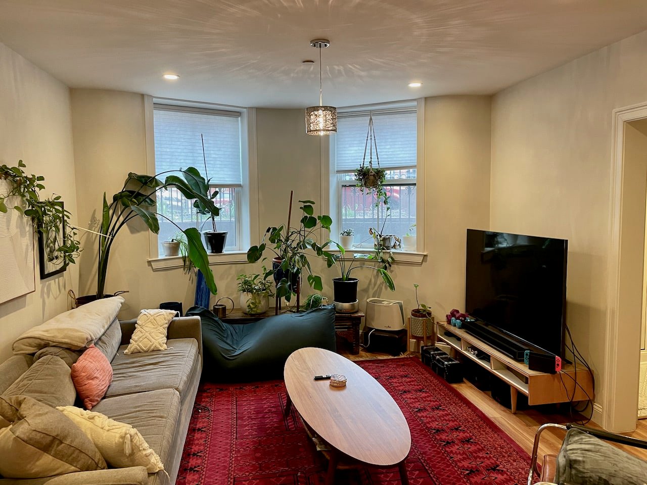 Mass Ave @ Washington - South End 2.5 Bed 2.5 Bath w. Private Patio, Laundry and Central Air! 7/1